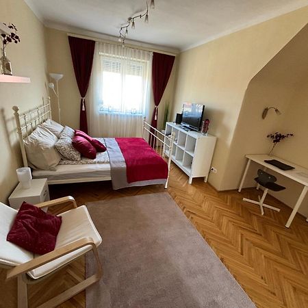 Downtown Hideaway Apartman 부다페스트 외부 사진